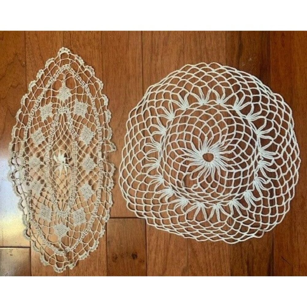 Handcrafted Vintage Lace Doilies Set Oval & Round White Crochet Decor Pieces